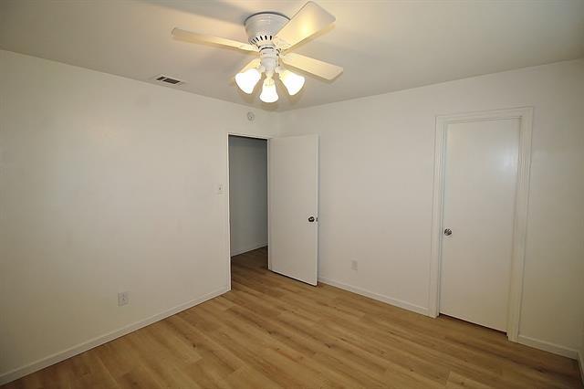 Building Photo - 6014 Lakeshore Dr