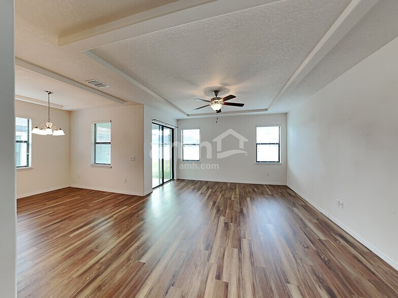 Building Photo - 11904 Winterset Cove Dr