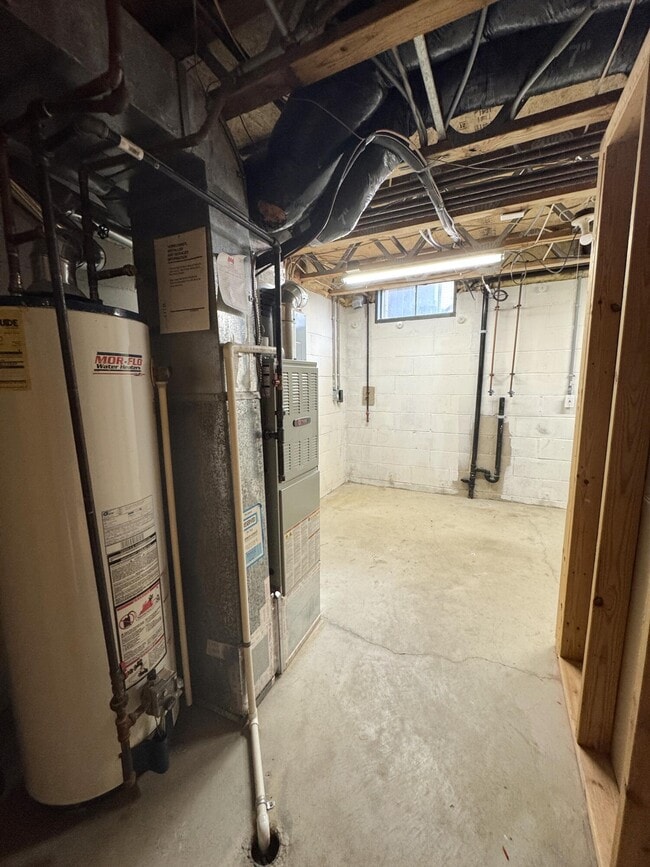 Building Photo - 1720 Messner Dr