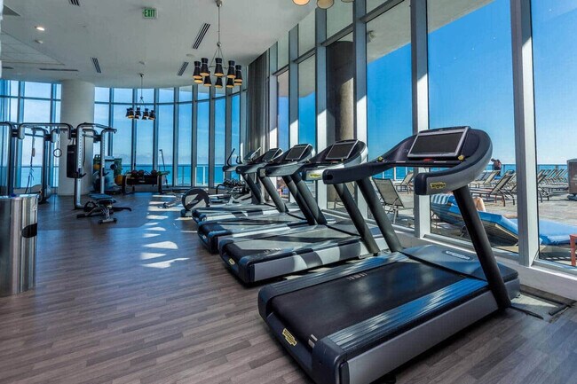 Building Photo - 4111 S Ocean Dr