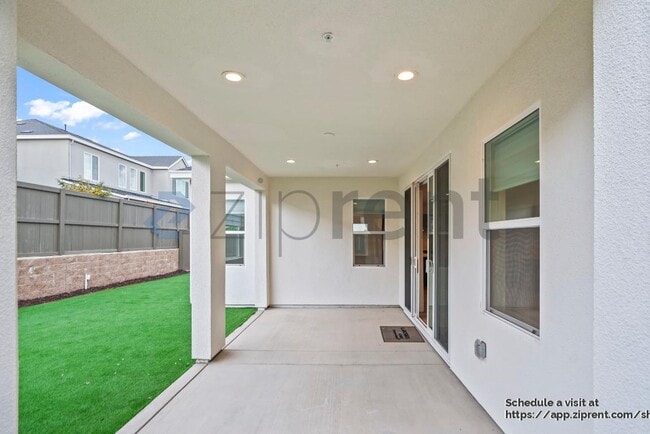 Building Photo - 4203 Randa Wy