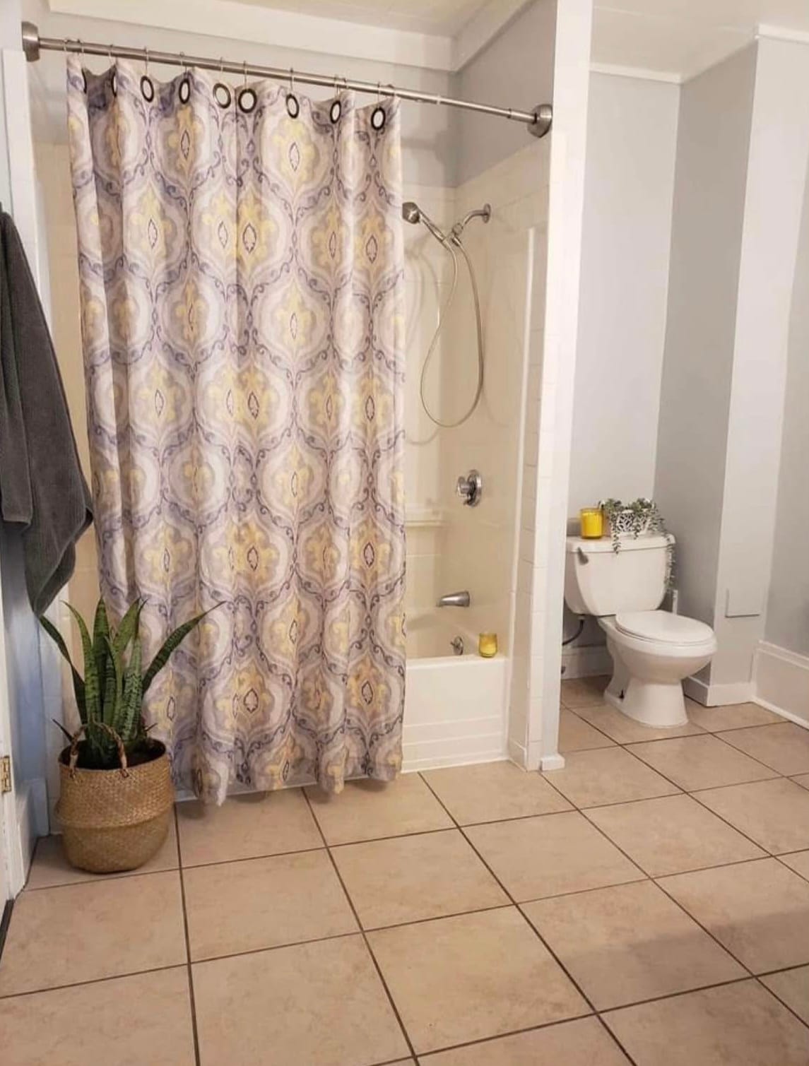 Bathroom - 65 Summer St