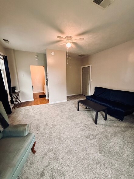 Building Photo - 2515 S St