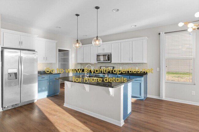 Building Photo - 1801 Stonewater Dr