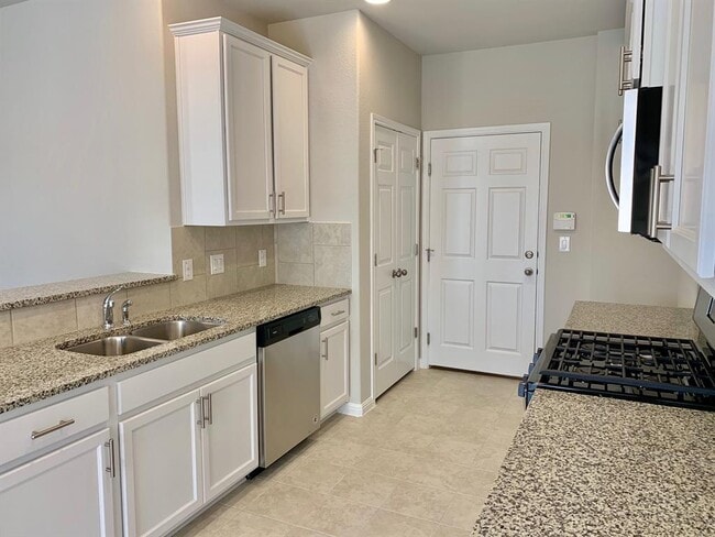 Building Photo - 11806 Bracco Dr.