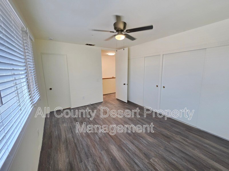 Building Photo - 2504 N Whitewater Club Dr
