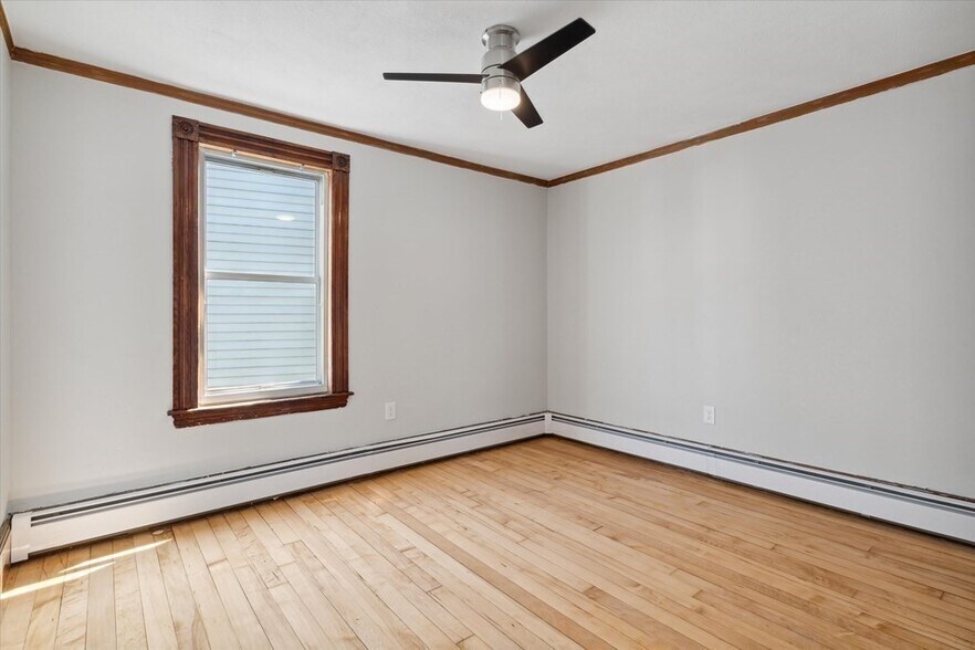 Building Photo - 3 Orchard St