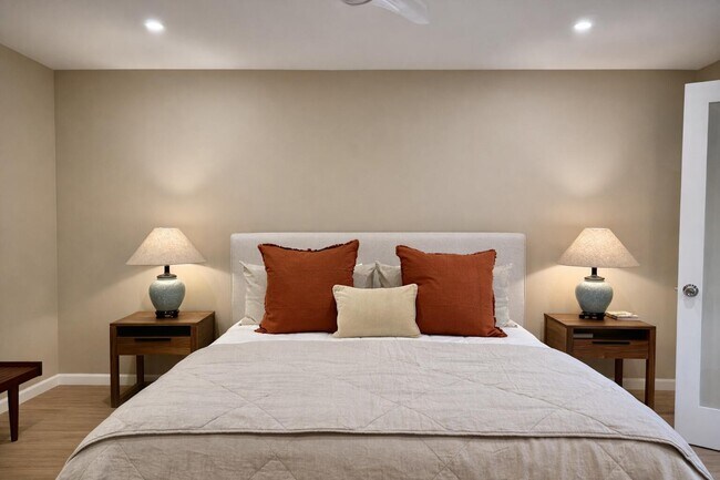 Building Photo - 45565 Pima Rd