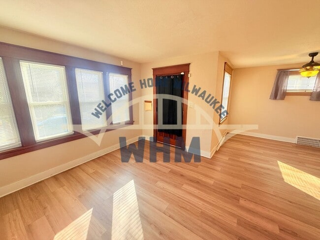 Building Photo - 2513 N 56th St