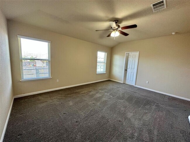 Building Photo - 401 Tula Trail