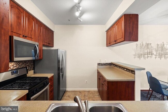 Building Photo - 6613 Netties Ln