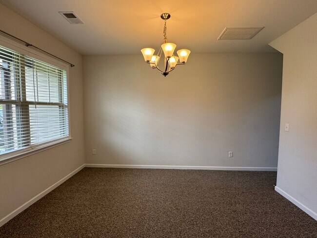 Building Photo - South AVL - Beautiful, Spacious, Versatile...