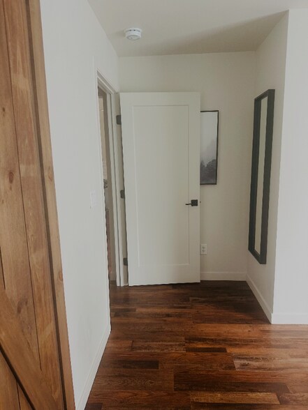 Building Photo - 2908-2958 58th St