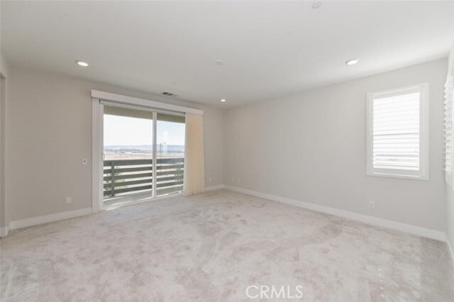 Building Photo - 132 Chorus