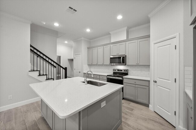 Building Photo - Luxury Arlington Townhome - Gated Community