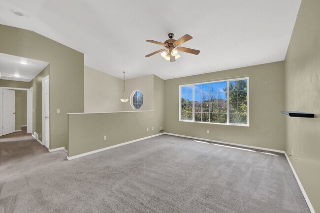 Building Photo - Beautifully Updated 4-Bedroom Home in Syracuse!