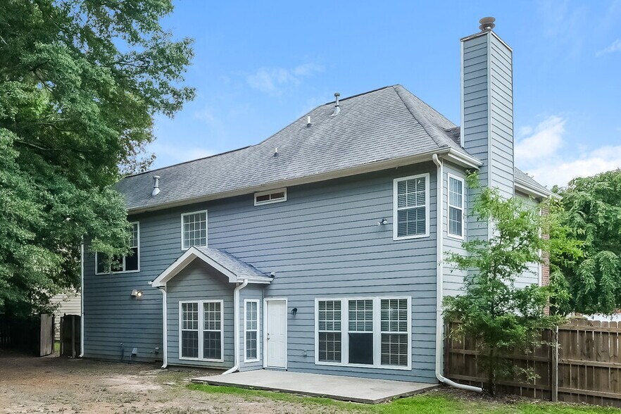 Building Photo - 802 Pinder Point Ct