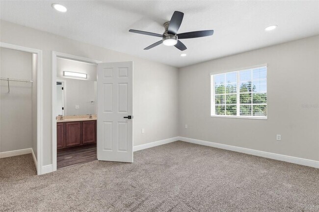 Building Photo - 20484 Needletree Dr