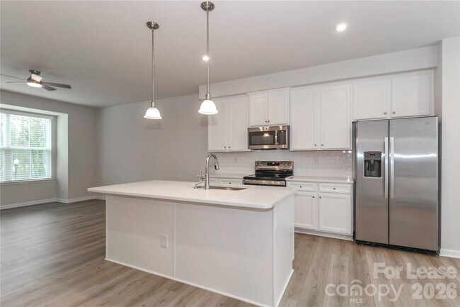 Building Photo - 5038 Springarn Ct