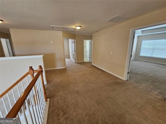 Building Photo - 3755 Long Lake Dr