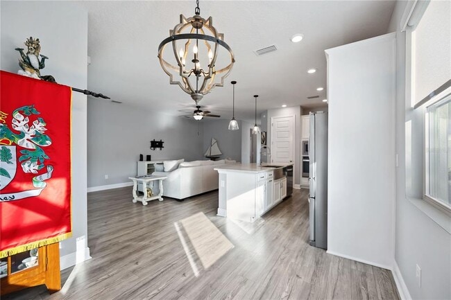 Building Photo - 3926 Sunshine Pine Ave