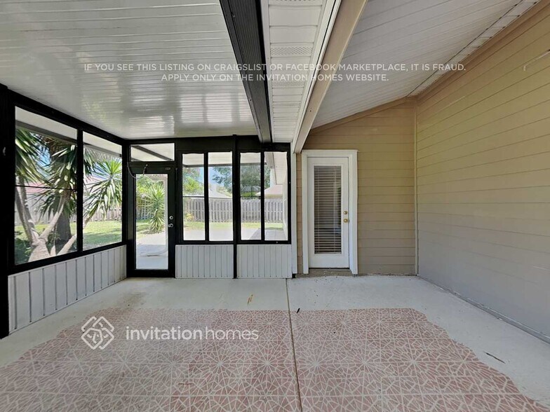 Building Photo - 557 Sparrow Branch Cir