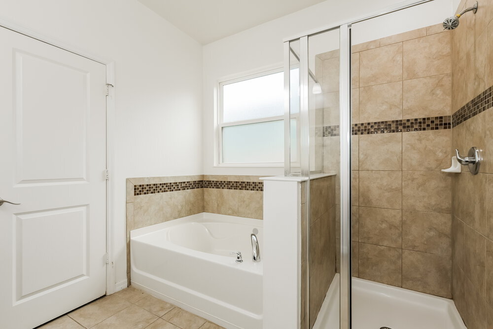 Building Photo - 1309 Canyon Oaks Dr