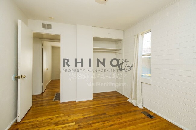 Building Photo - 1154 Fremont Ave W