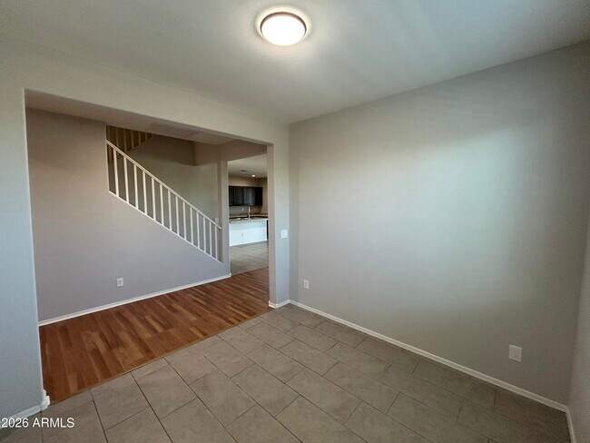 Building Photo - 17922 W Tina Ln