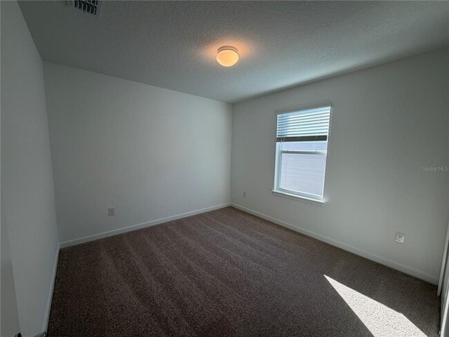 Building Photo - 33424 Binding Ties Ln