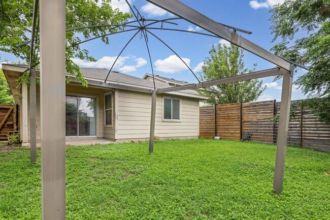 Building Photo - 1509 Coriander Dr