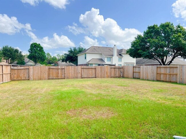 Building Photo - 18018 Timber Crossing Ln