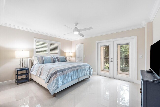 Building Photo - 7286 Huntington Ln