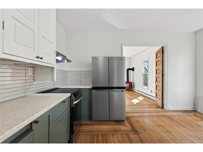 Building Photo - 2210 Colfax Ave South