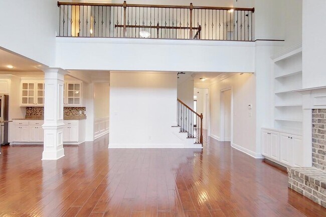 Building Photo - 107 Andee Way