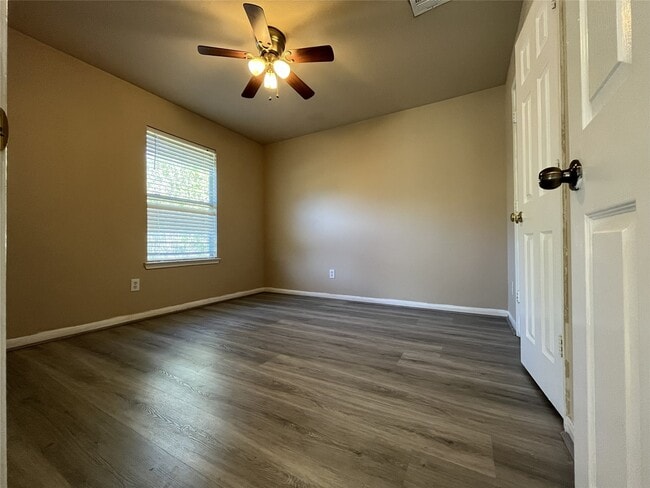 Building Photo - 2903 Surrey Trail Ln