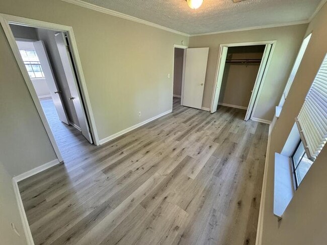 Building Photo - 8267 Canyon Forge Dr