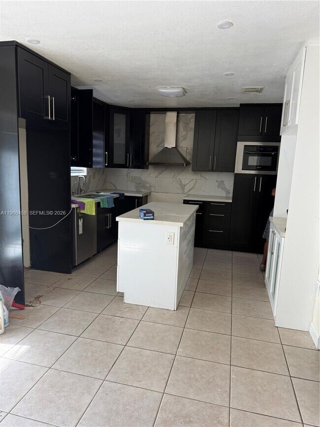 Building Photo - 20432 NW 18th Ave