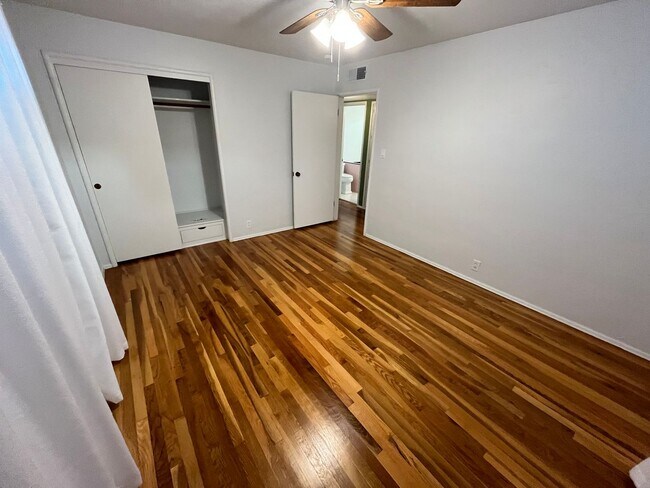 Building Photo - Cozy Home for rent in Tulare