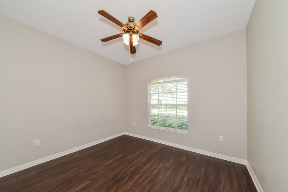 Building Photo - 5412 Lexington Dr