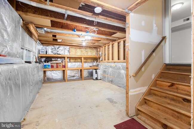 Building Photo - 53 Bloomington Ln