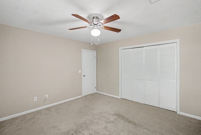 Building Photo - 1384 Forest Lake Dr