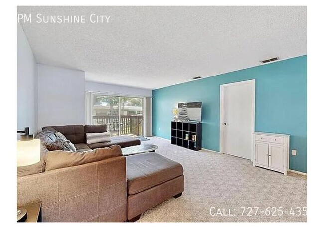 Building Photo - Charming 2-Bedroom Condo in Seminole