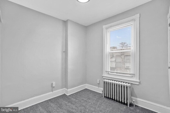 Building Photo - 3231 Hope St