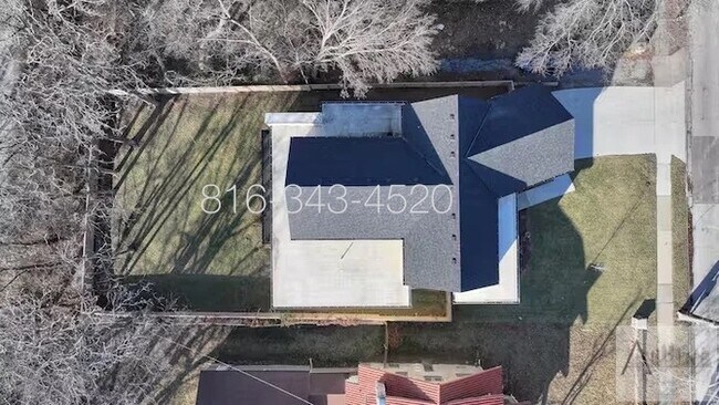 Building Photo - Fully Furnished Short or Mid Term Rental