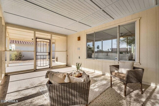 Building Photo - 25810 S Boxwood Dr