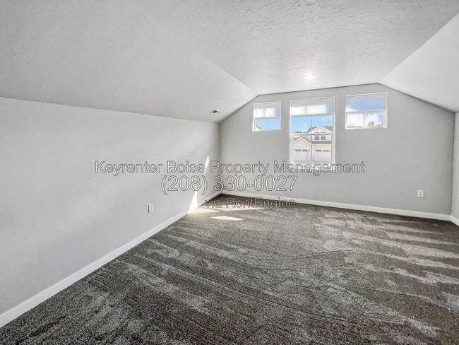 Building Photo - 5904 W Aegean Dr