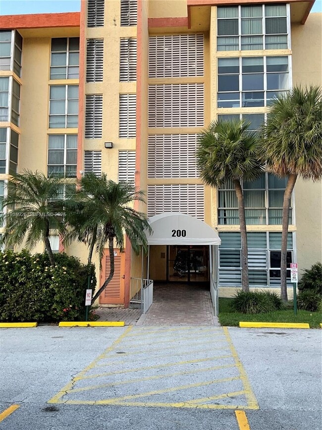 Building Photo - 200 172nd St