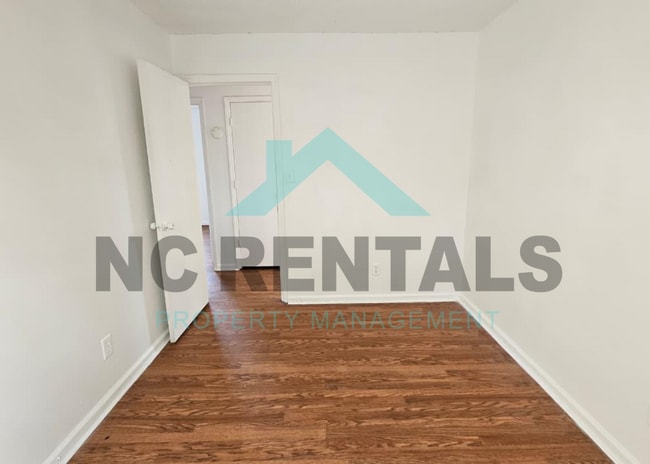 Building Photo - 332 Park Ave