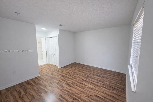 Building Photo - 15761 SW 137th Ave